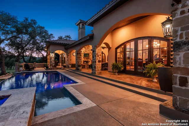 189 SHIMMERING SHORE CT Spring Branch, TX 78070