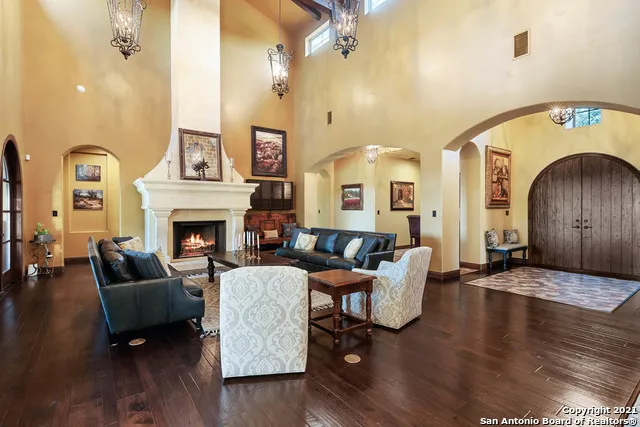 189 SHIMMERING SHORE CT Spring Branch, TX 78070