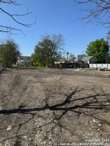 314 Lamar