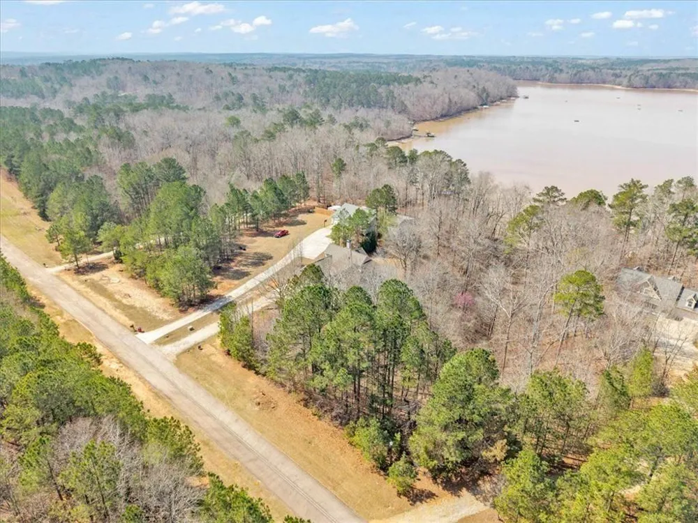 1075 Willow Way Lincolnton, GA 30817