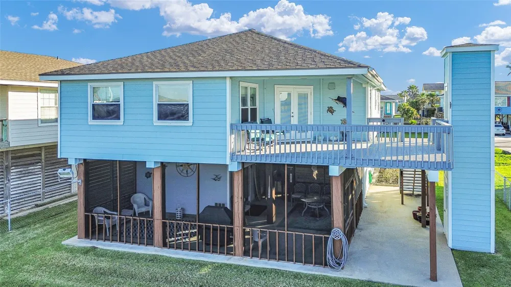 114 Four Master Road Freeport, TX 77541
