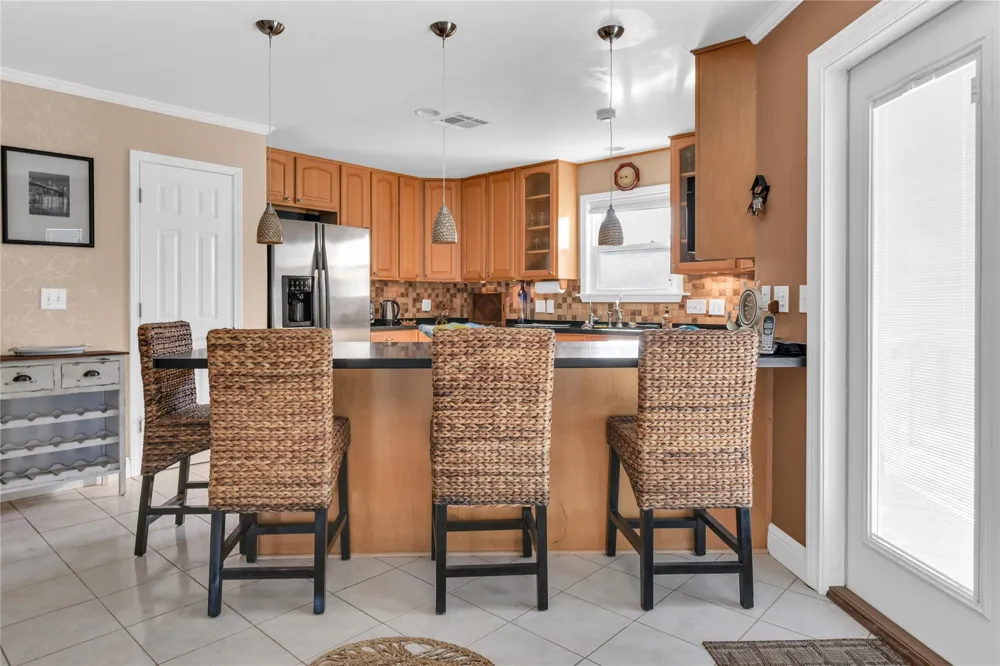 114 Four Master Road Freeport, TX 77541