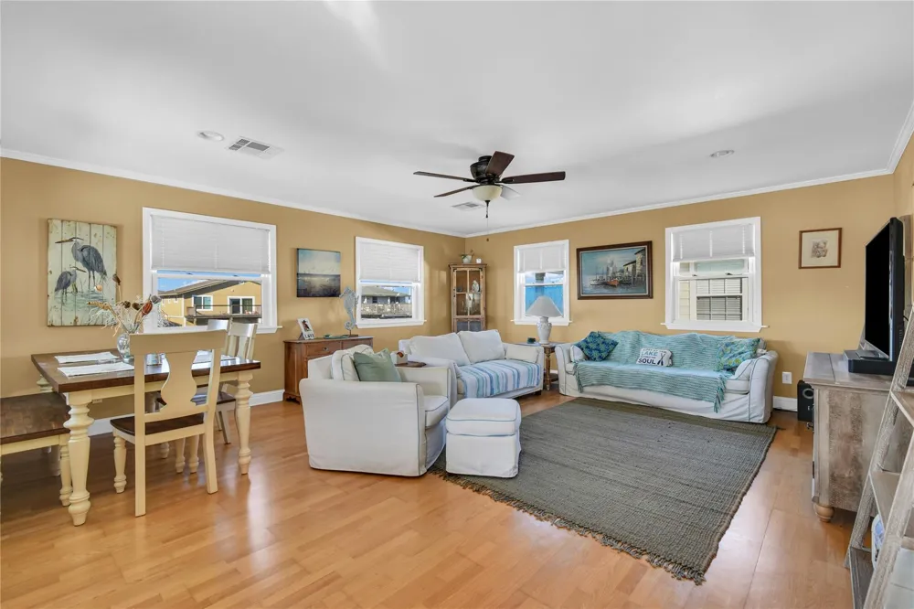 114 Four Master Road Freeport, TX 77541