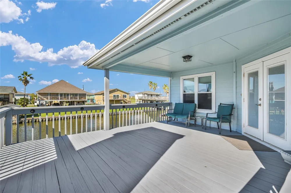 114 Four Master Road Freeport, TX 77541