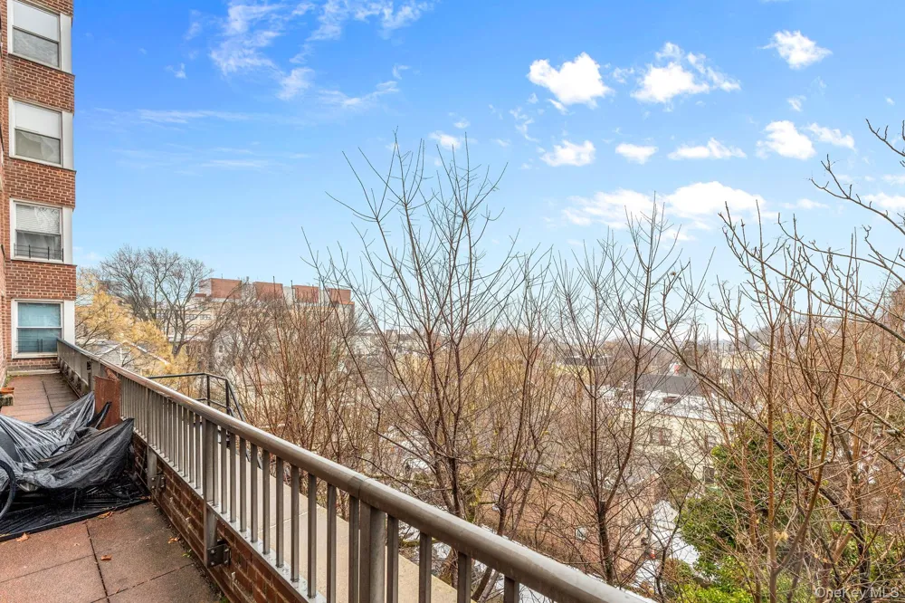 50 Fort Place #A6A Staten Island, NY 10301