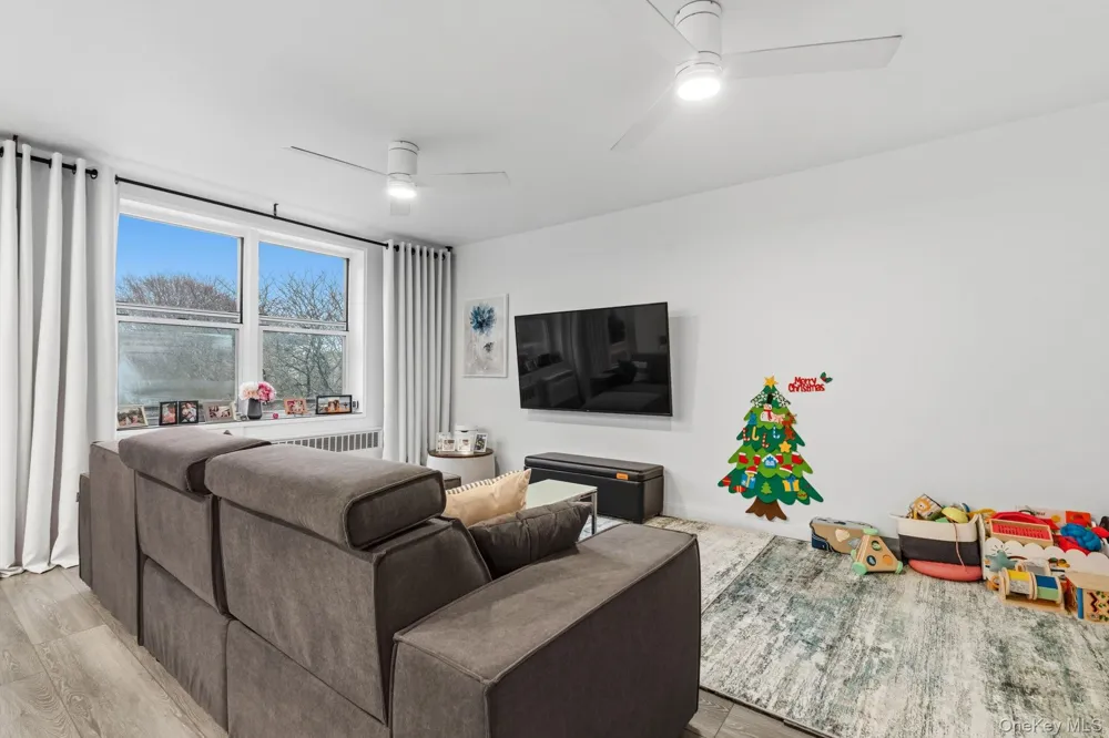 50 Fort Place #A6A Staten Island, NY 10301