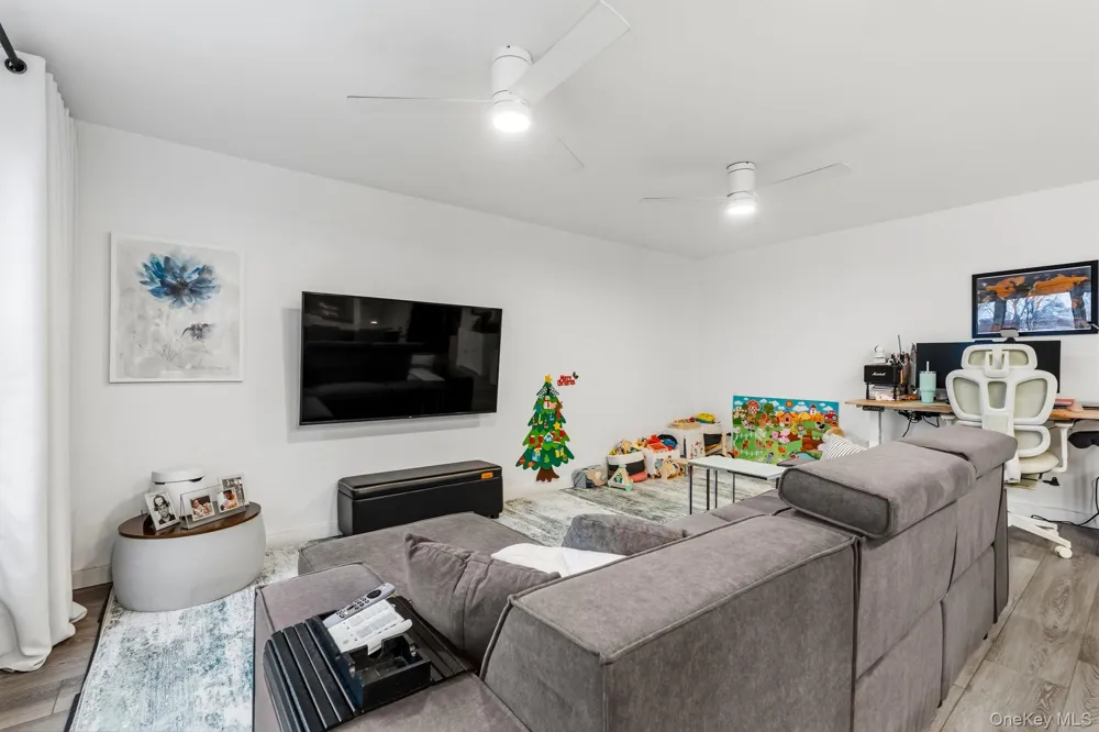 50 Fort Place #A6A Staten Island, NY 10301