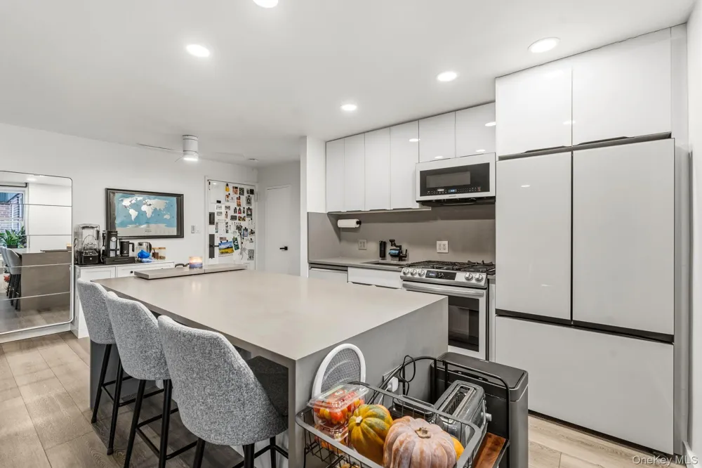 50 Fort Place #A6A Staten Island, NY 10301
