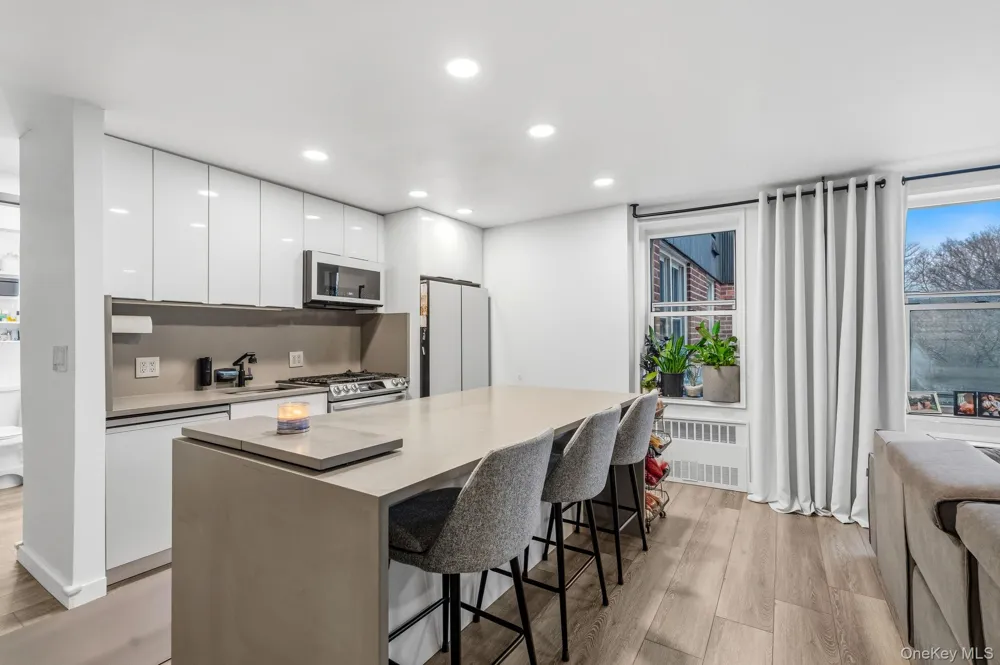 50 Fort Place #A6A Staten Island, NY 10301