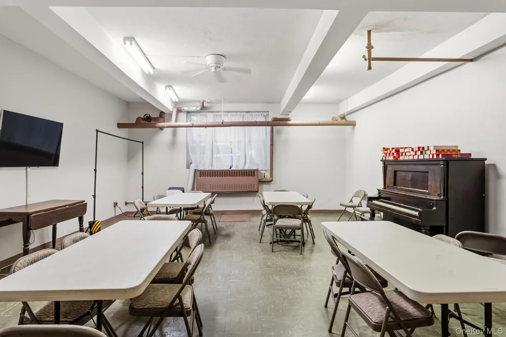 50 Fort Place #A6A Staten Island, NY 10301