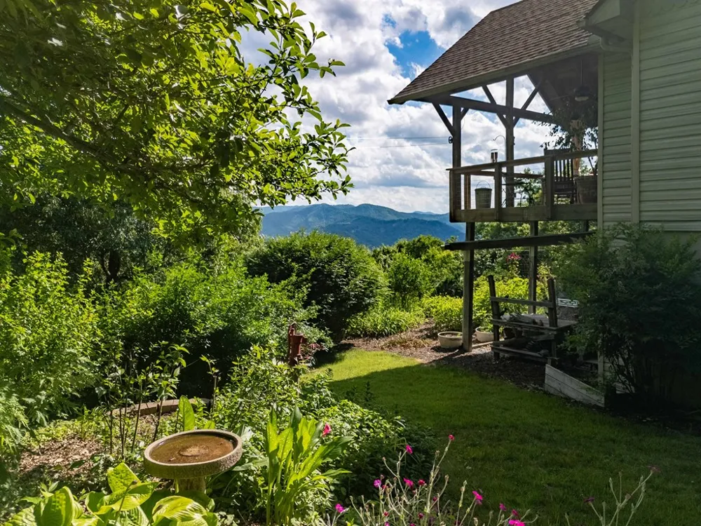 Windy Hill Circle Tuckasegee, NC 28783