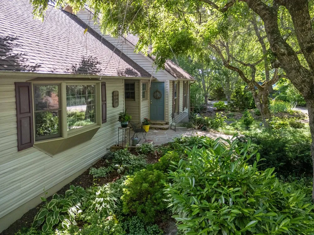 Windy Hill Circle Tuckasegee, NC 28783
