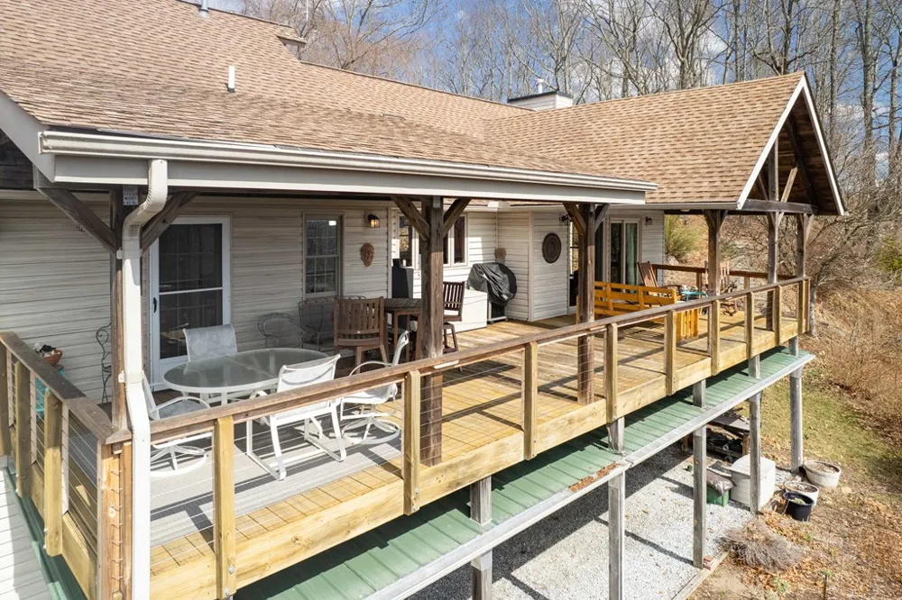 Windy Hill Circle Tuckasegee, NC 28783