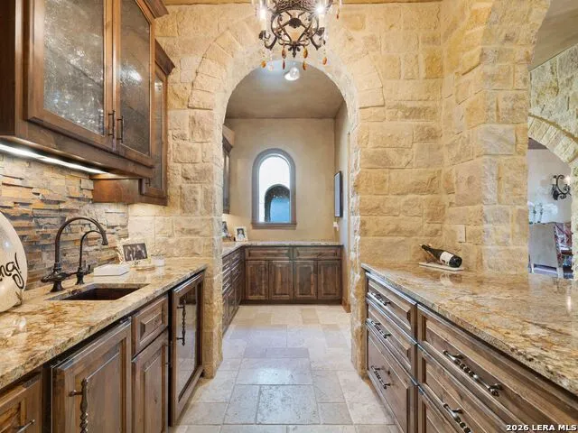14454 Santa Rita Helotes, TX 78023