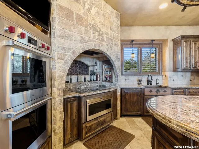 14454 Santa Rita Helotes, TX 78023