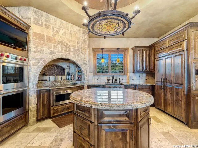 14454 Santa Rita Helotes, TX 78023