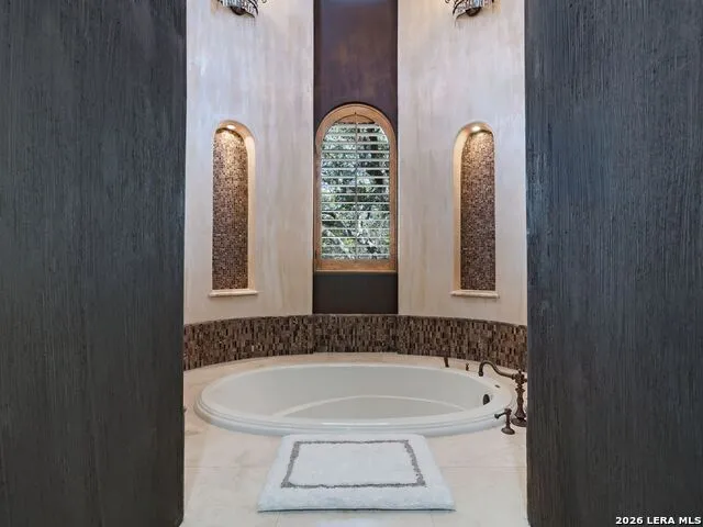 14454 Santa Rita Helotes, TX 78023