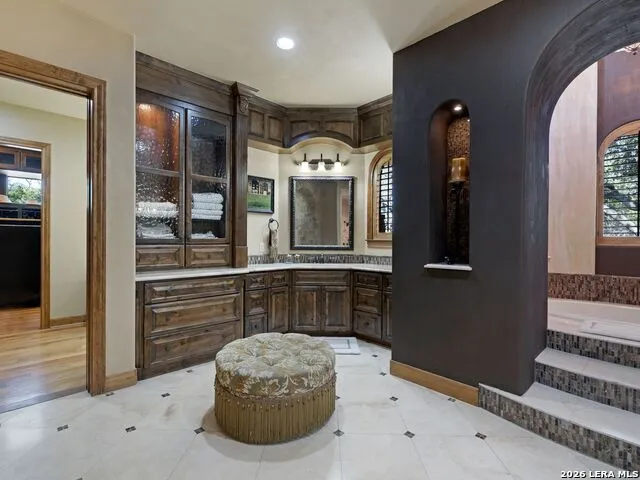 14454 Santa Rita Helotes, TX 78023