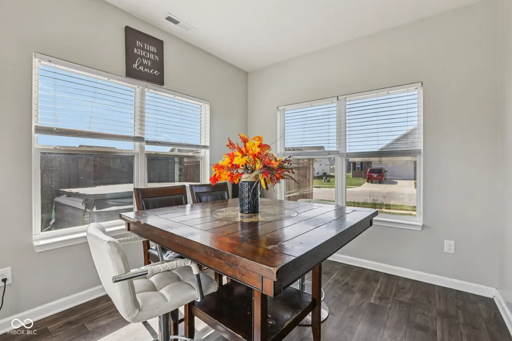 6673 Laurelwood Drive Pendleton, IN 46064