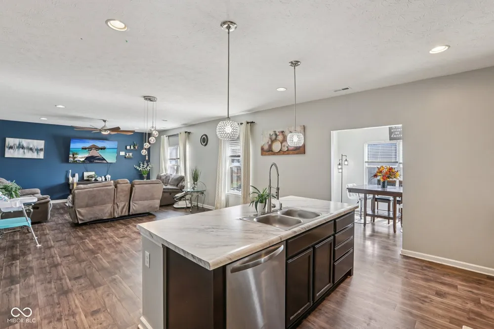 6673 Laurelwood Drive Pendleton, IN 46064