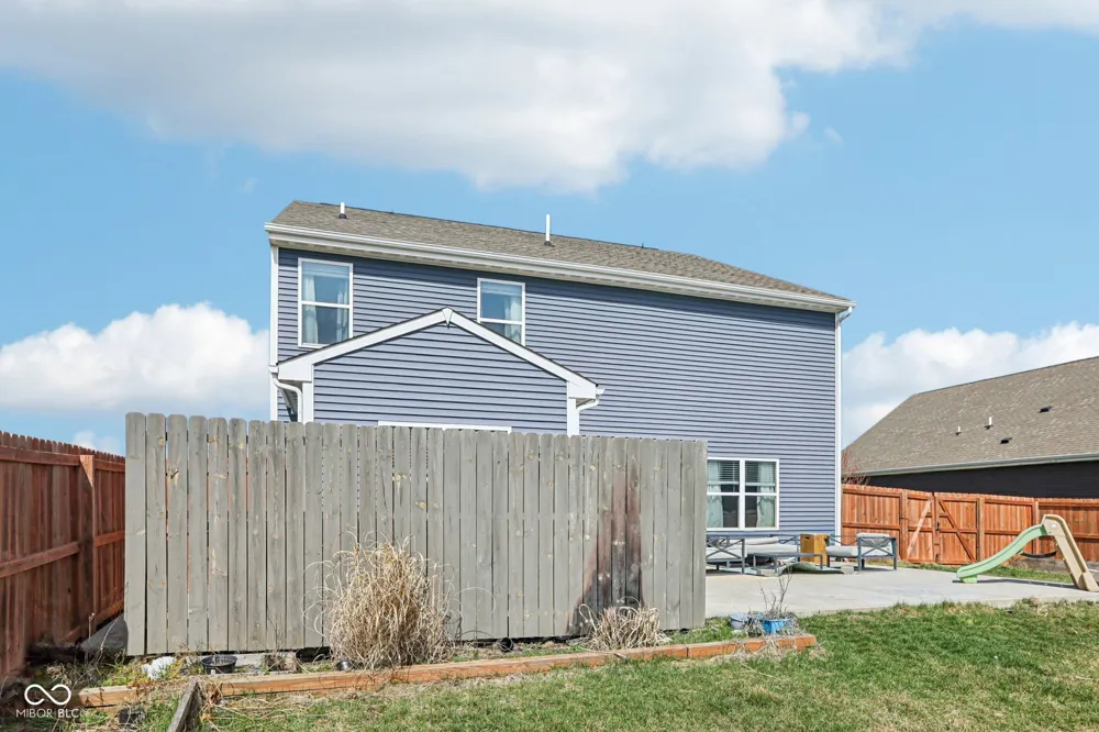 6673 Laurelwood Drive Pendleton, IN 46064