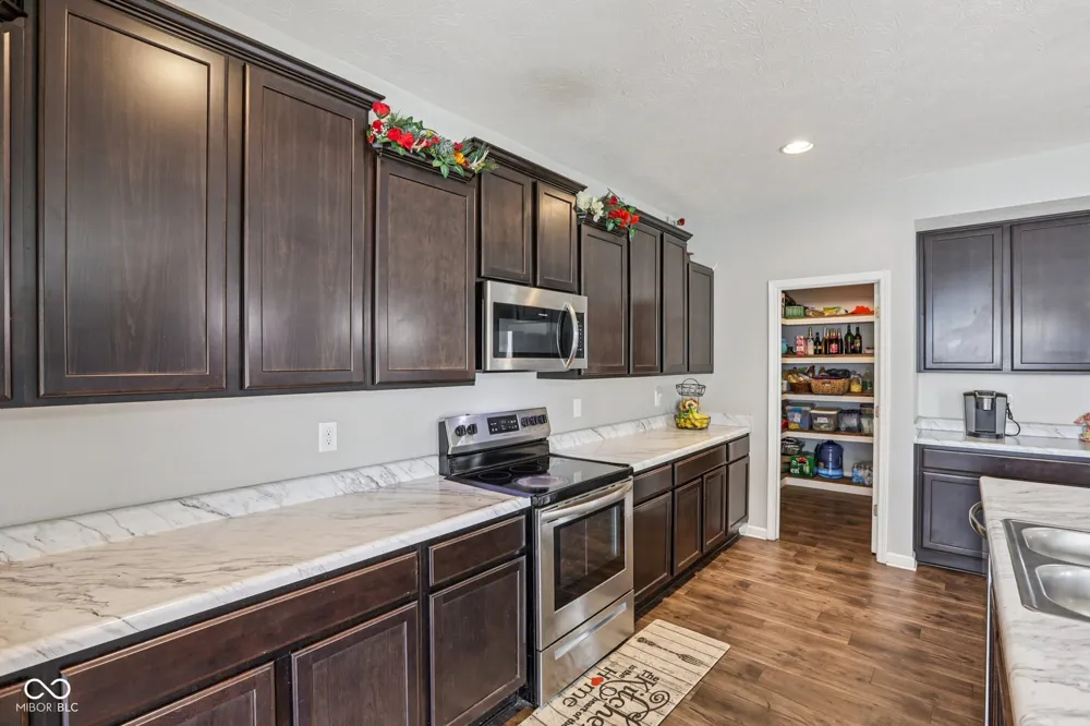 6673 Laurelwood Drive Pendleton, IN 46064