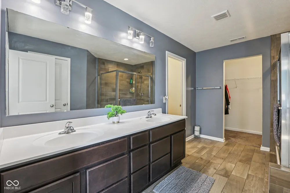 6673 Laurelwood Drive Pendleton, IN 46064