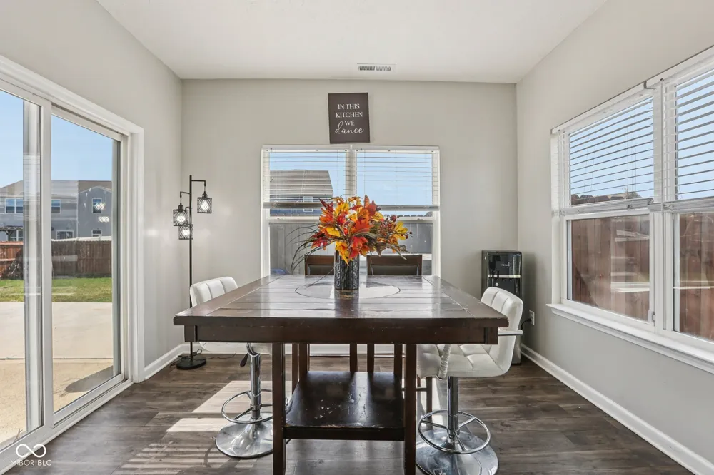 6673 Laurelwood Drive Pendleton, IN 46064
