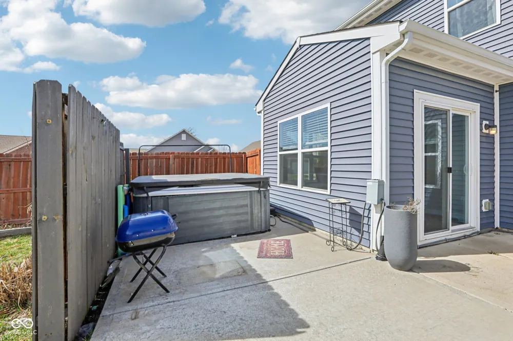 6673 Laurelwood Drive Pendleton, IN 46064