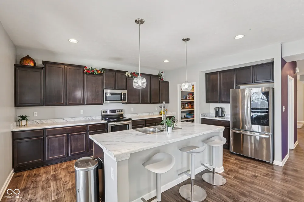 6673 Laurelwood Drive Pendleton, IN 46064