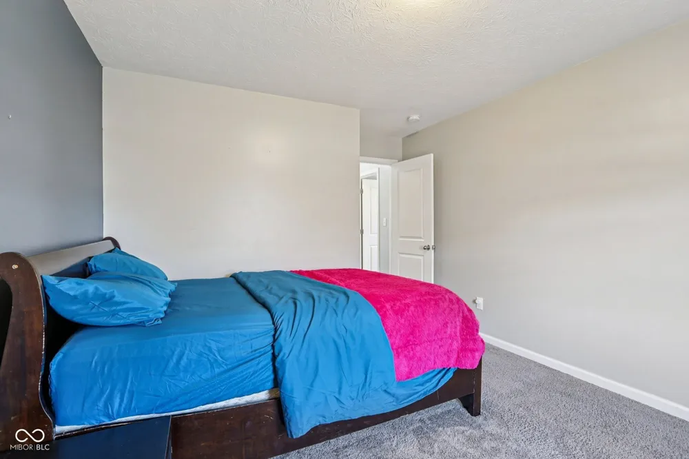 6673 Laurelwood Drive Pendleton, IN 46064