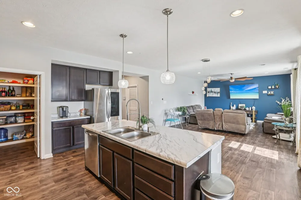 6673 Laurelwood Drive Pendleton, IN 46064