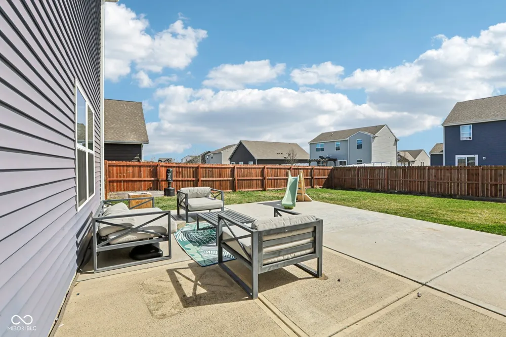6673 Laurelwood Drive Pendleton, IN 46064