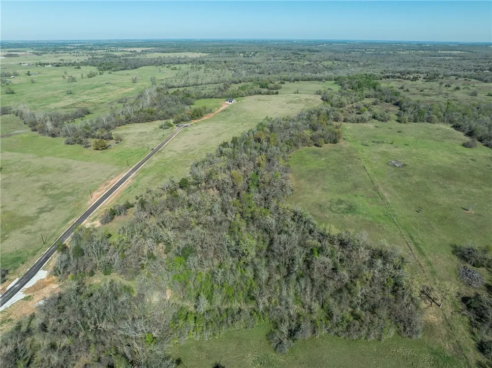 220 Little Branch Ln Cameron, TX 76520
