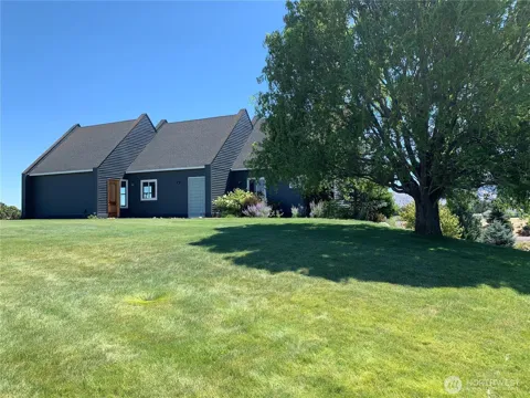610 Meadow View Drive