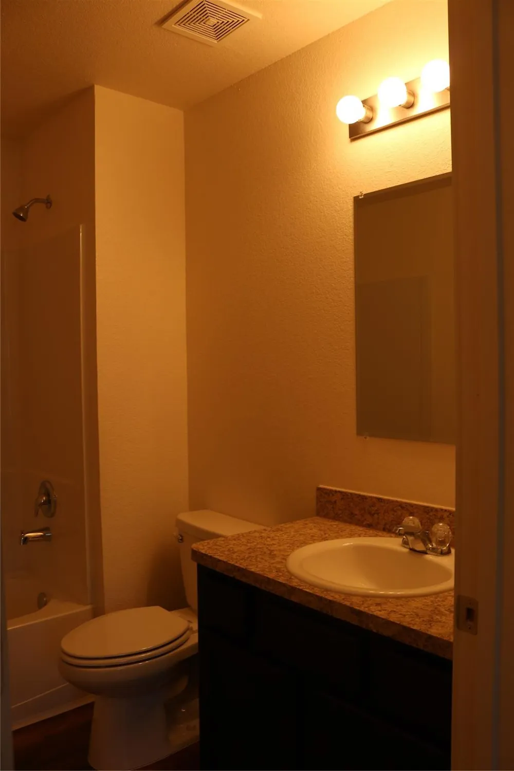 10535 Mills Road #9B Houston, TX 77070
