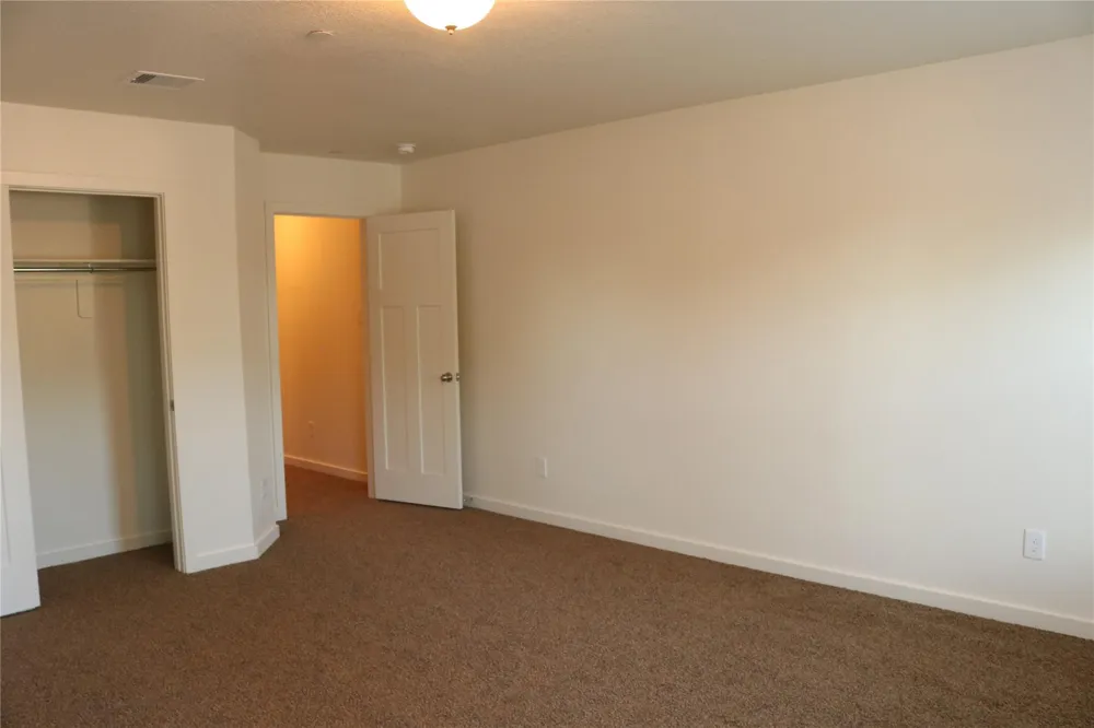 10535 Mills Road #9B Houston, TX 77070