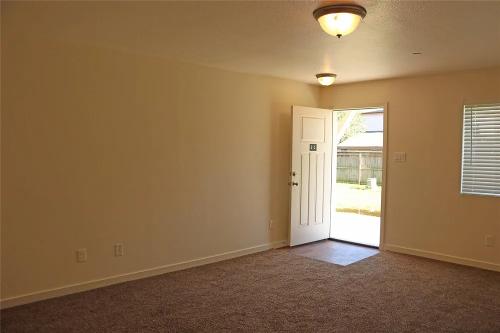 10535 Mills Road #9B Houston, TX 77070