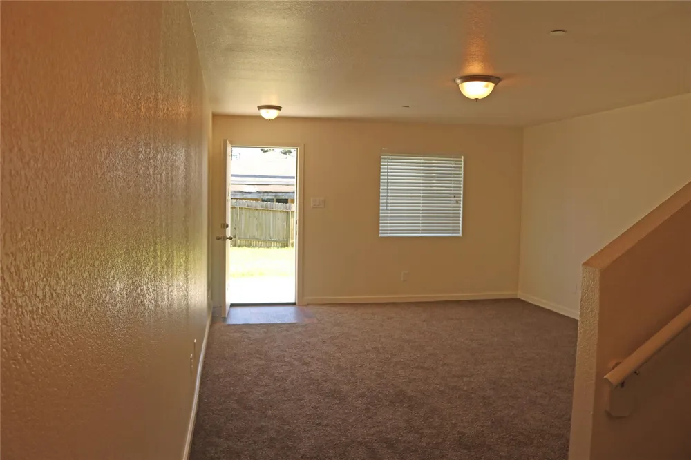10535 Mills Road #9B Houston, TX 77070