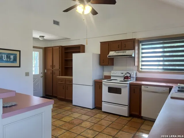 1589 FM 1340 Hunt, TX 78024