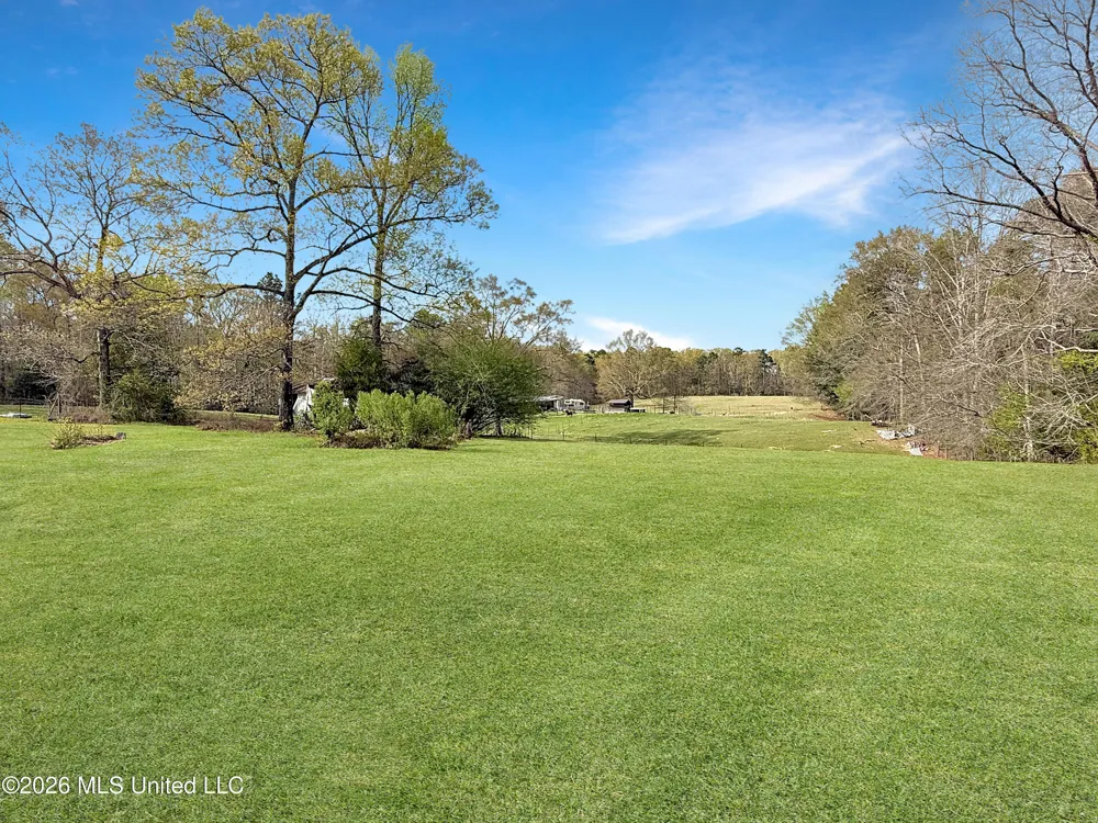 1231 Gunter Road Florence, MS 39073