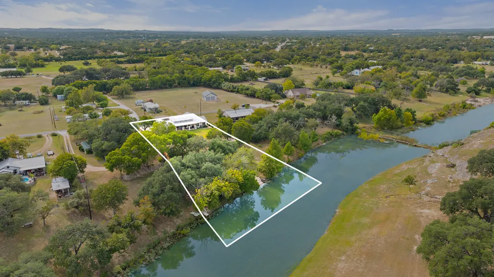 1313 Democrat Street Blanco, TX 78606