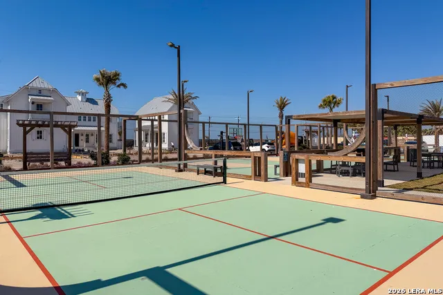 112 Sun Kissed Lane Port Aransas, TX 78373