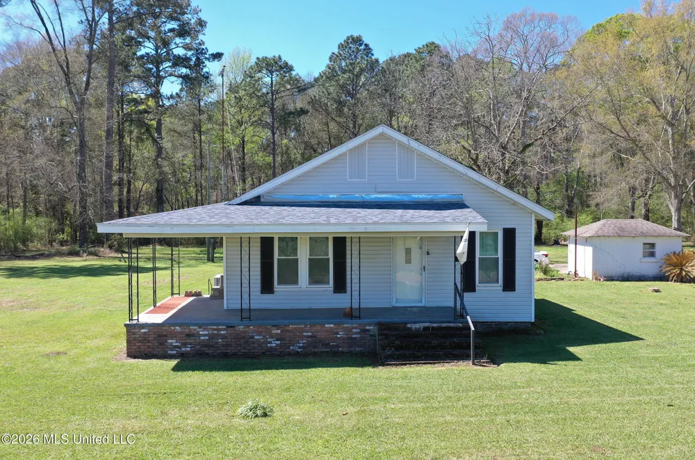 3112 W Highway 98 Summit, MS 39666