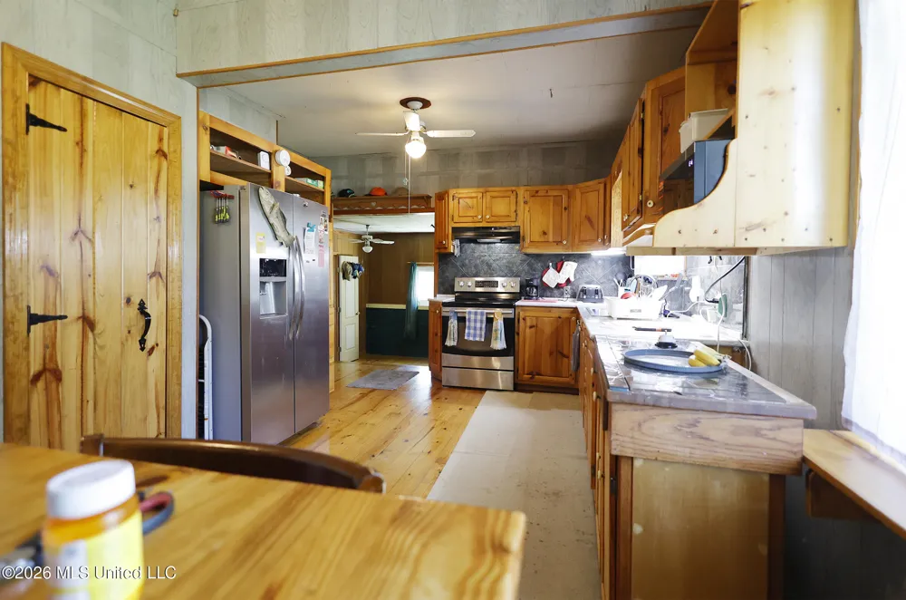 3112 W Highway 98 Summit, MS 39666