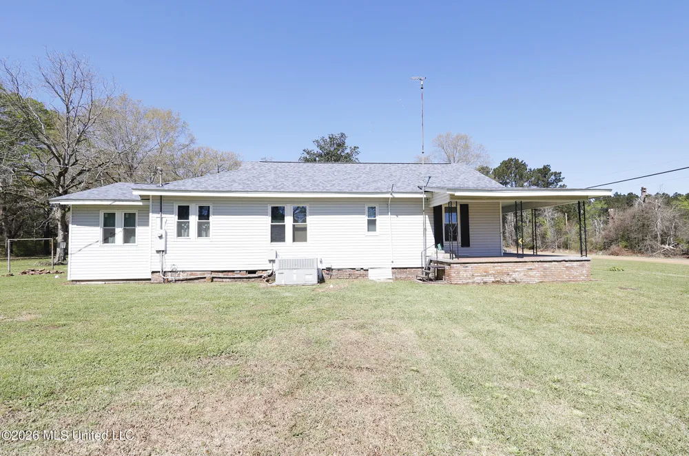 3112 W Highway 98 Summit, MS 39666