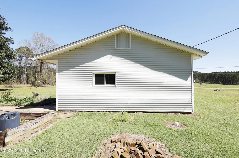 3112 W Highway 98 Summit, MS 39666