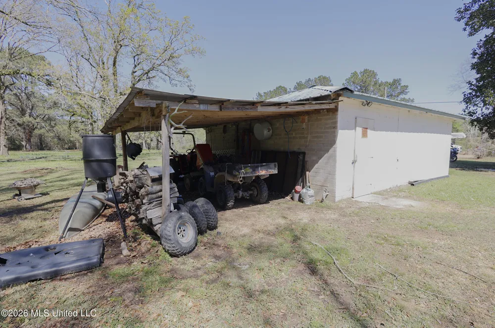3112 W Highway 98 Summit, MS 39666