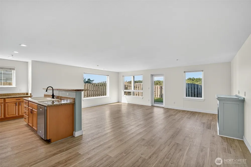 1600 W Ocean Avenue #1211 Westport, WA 98595