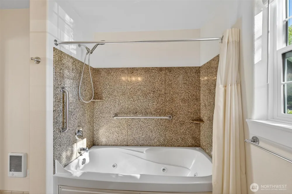 1600 W Ocean Avenue #1211 Westport, WA 98595
